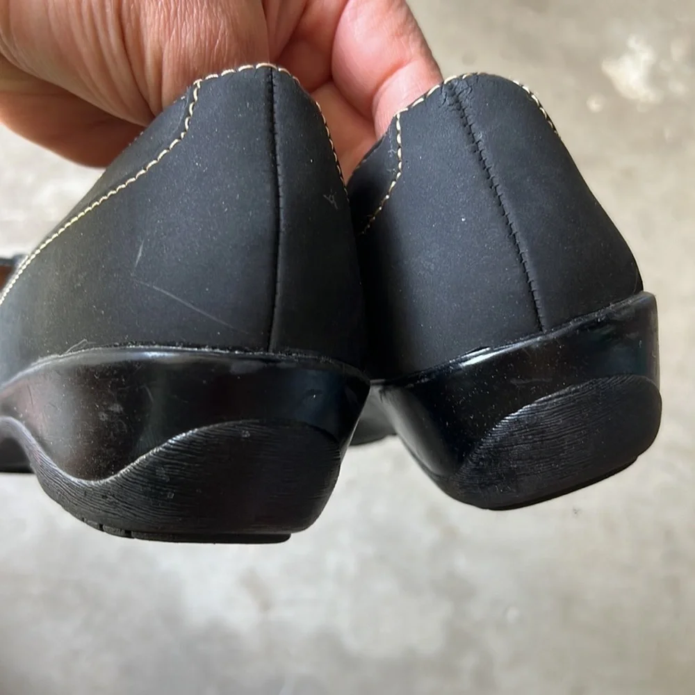 Thom McAn Dalia leather black easy on Loafer Shoes size 8